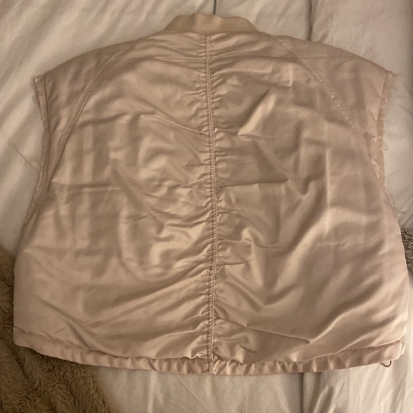 Zara Vest - Picture 2 of 6